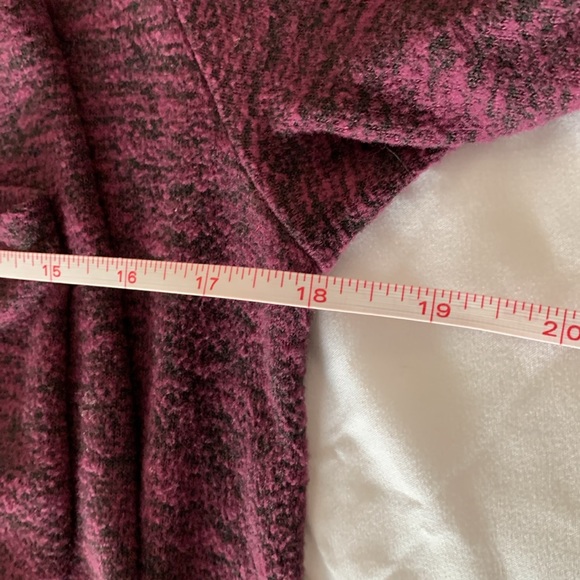 Express SzMed flowing open front Purple/Black lightweight sweater businesscasual - Picture 6 of 7